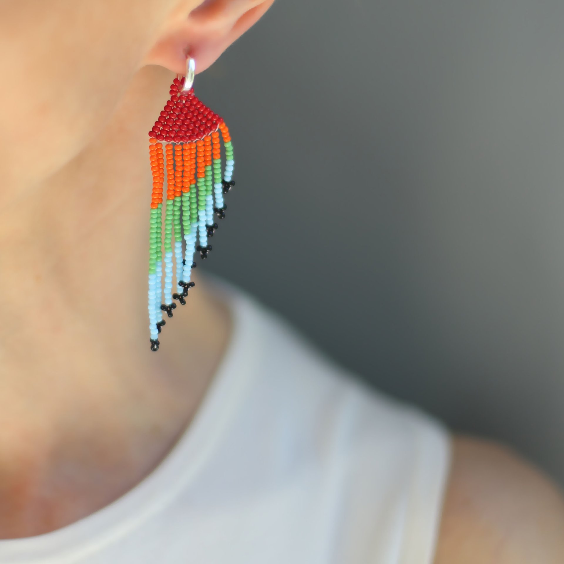 Серьги из бисера Перья 1P2562
